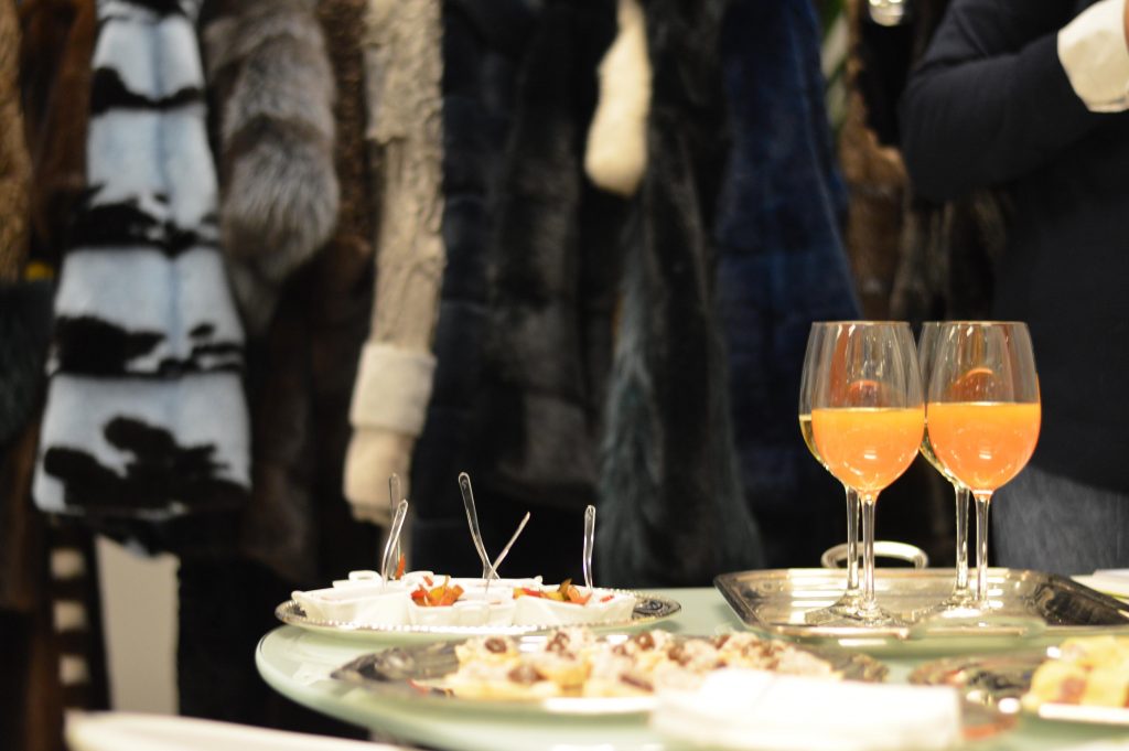 Oggettistica casa design in pelliccia